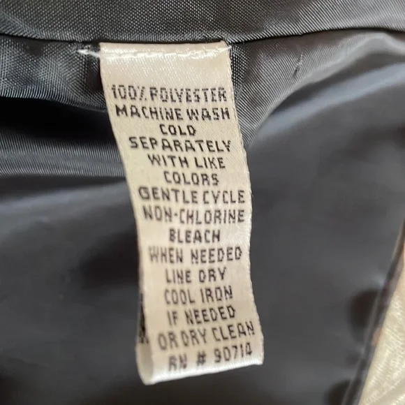 NWT Lightweight Black Floral Evening Jacket - Picture 7 of 8